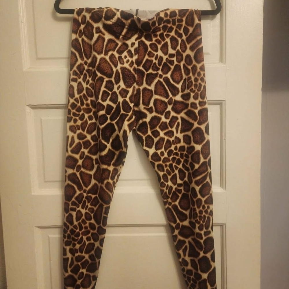 Blackmilk Giraff Leggings Animal Print